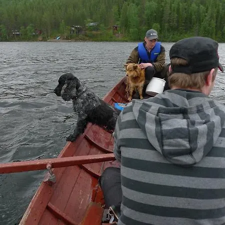 Heidin Mummola Farm Lantgård Pello